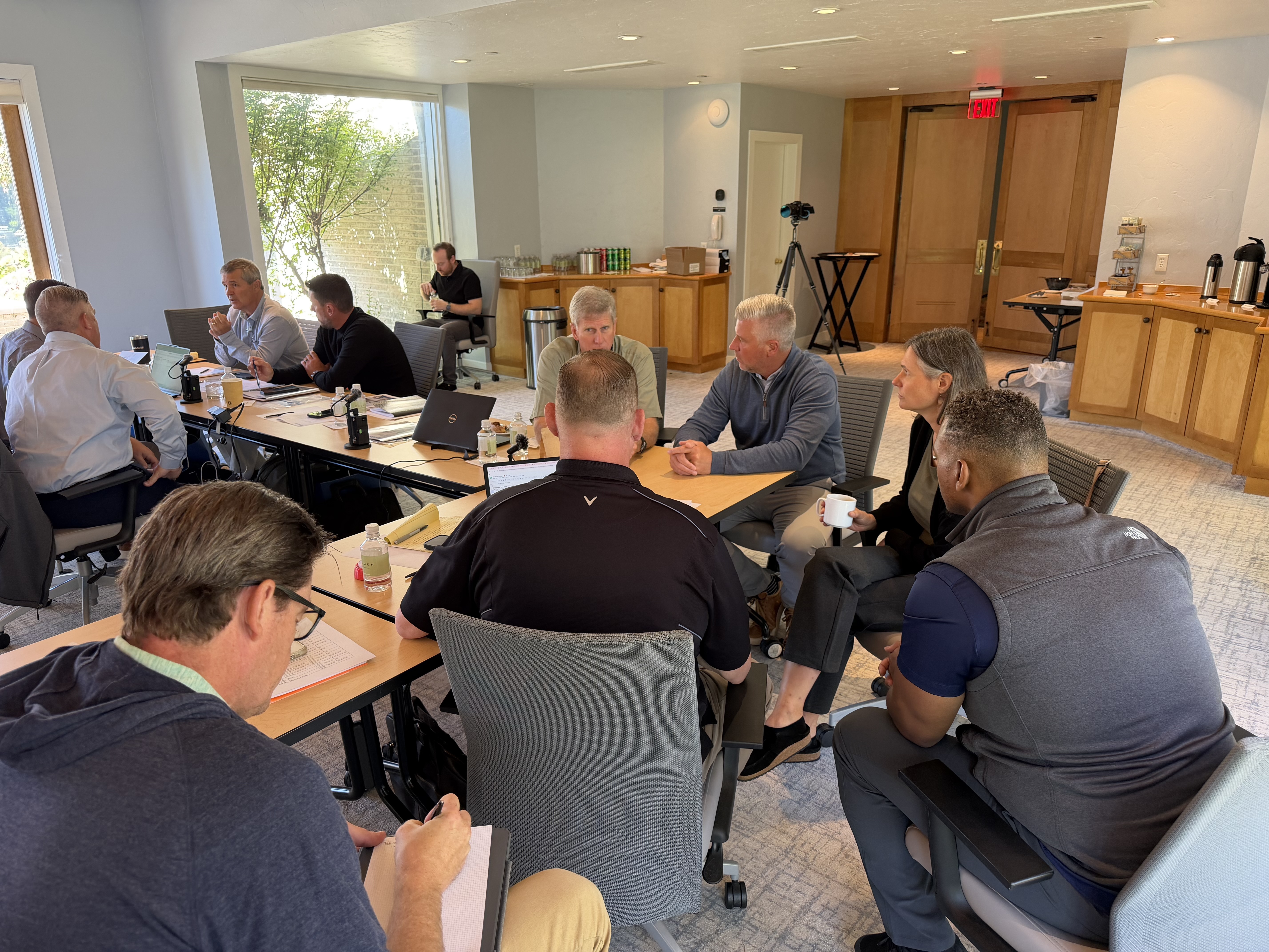 Ralston Distributor Advisory Board members exchange ideas during small-group discussions.